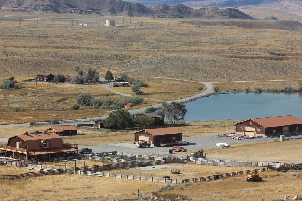 Monster Lake Ranch Hotel Cody Exterior photo